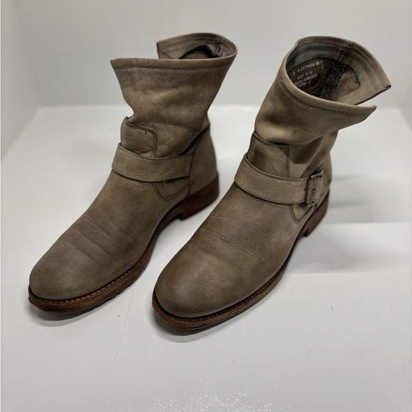 Frye Gray Leather Engineer Ankle Boots Size 8 Made in Mexico - Picture 2 of 14